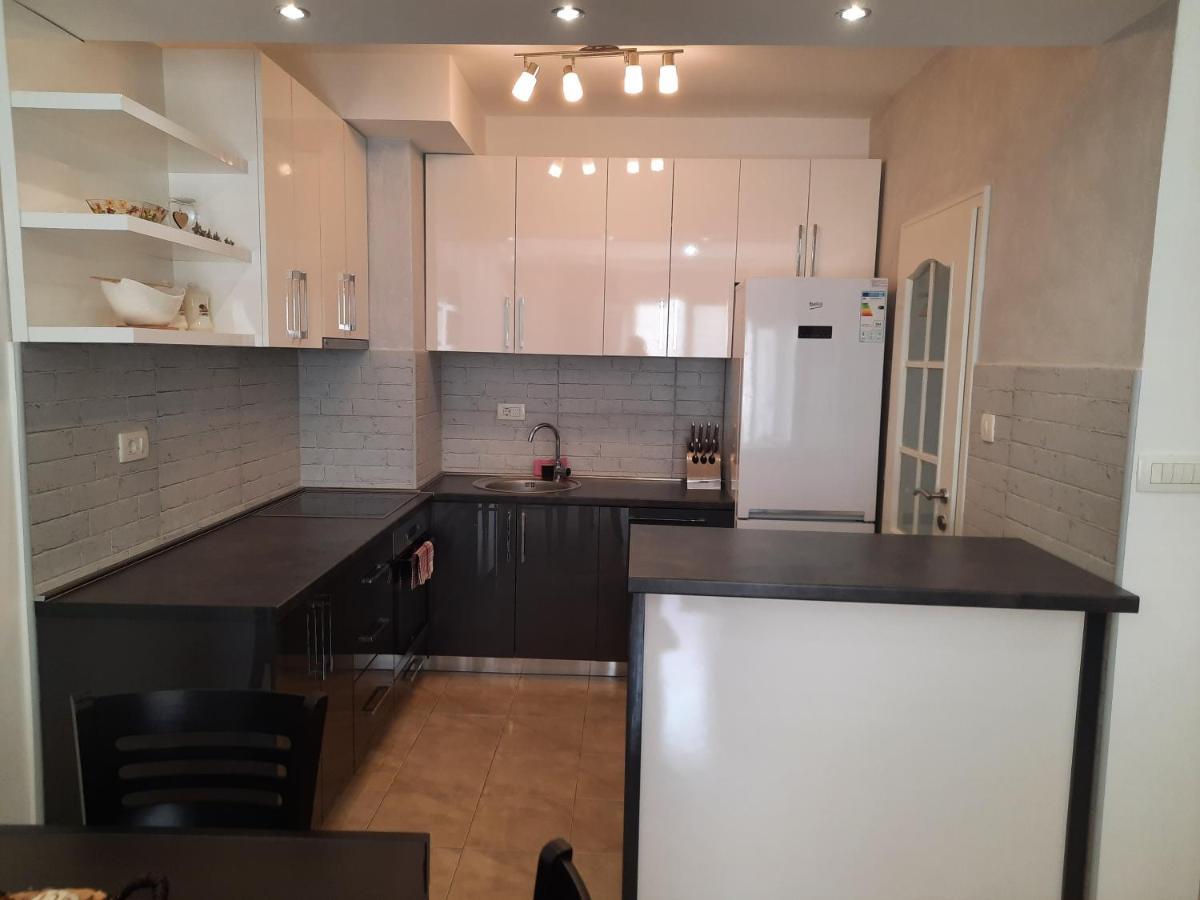 Apartman Nk Apartment Nikšić Екстериор снимка