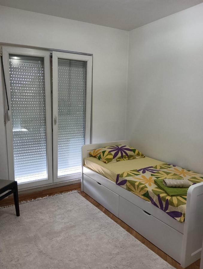 Apartman Nk Apartment Nikšić Екстериор снимка