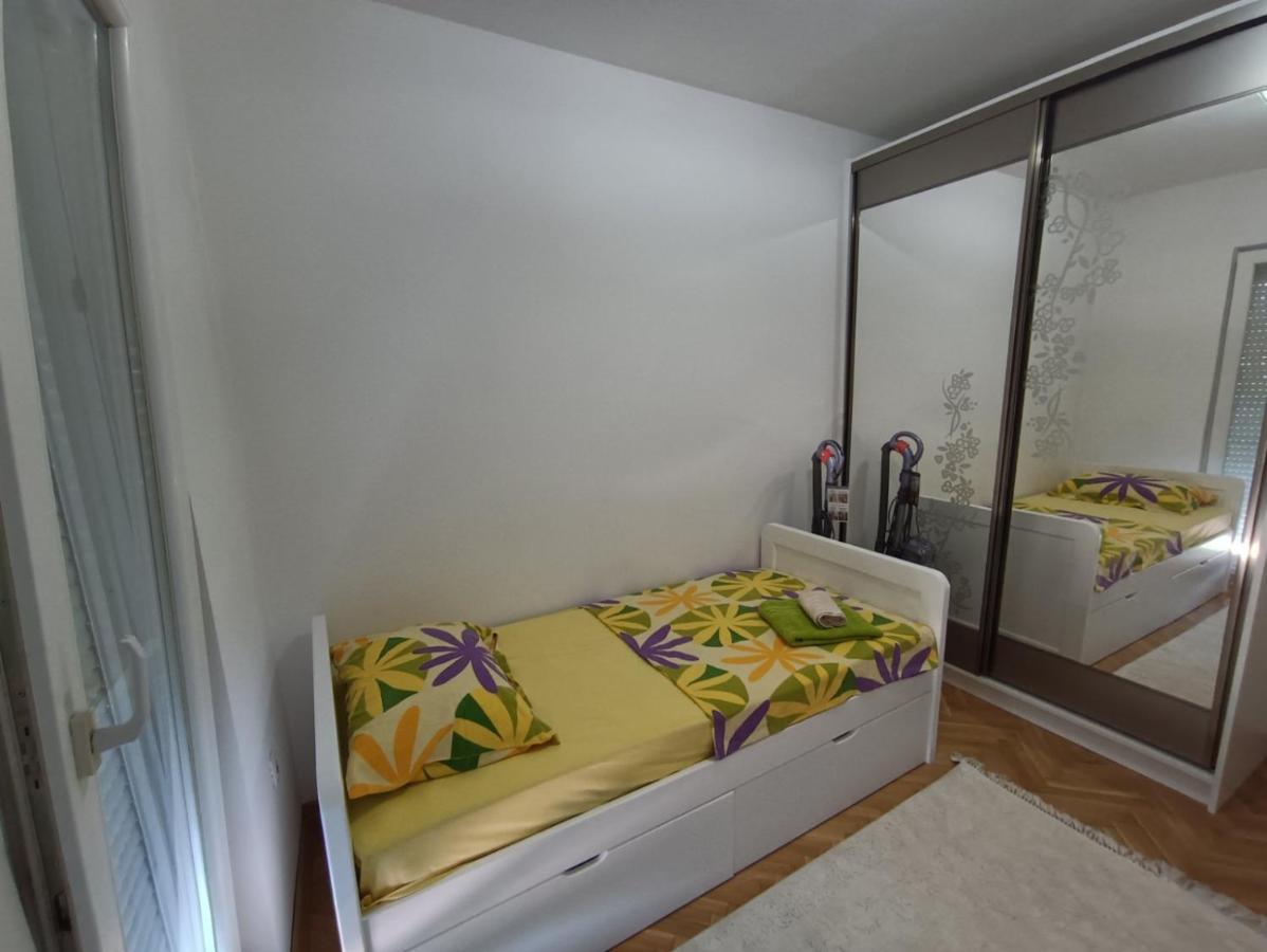Apartman Nk Apartment Nikšić Екстериор снимка